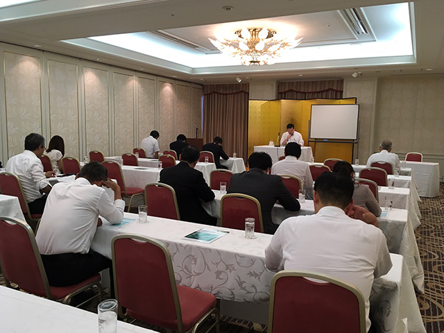 税務研修会及び暑気払い(平成29年度)