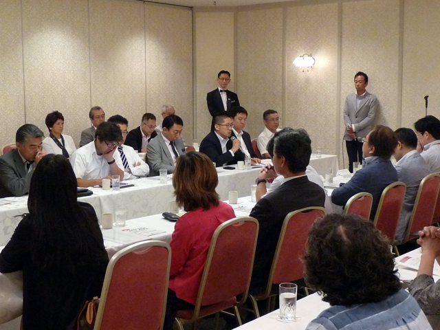 意見交換昼食会