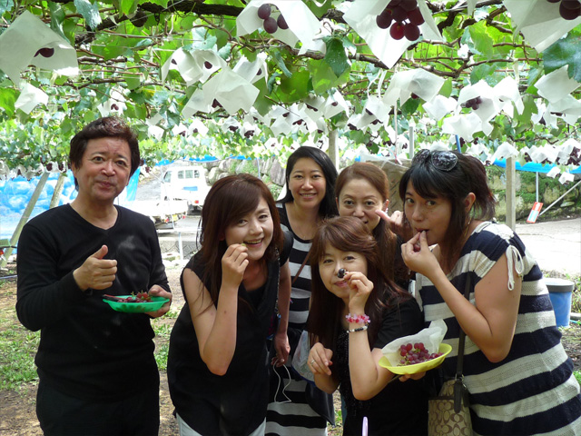 勝沼ぶどう狩り＆マンズワイン勝沼見学